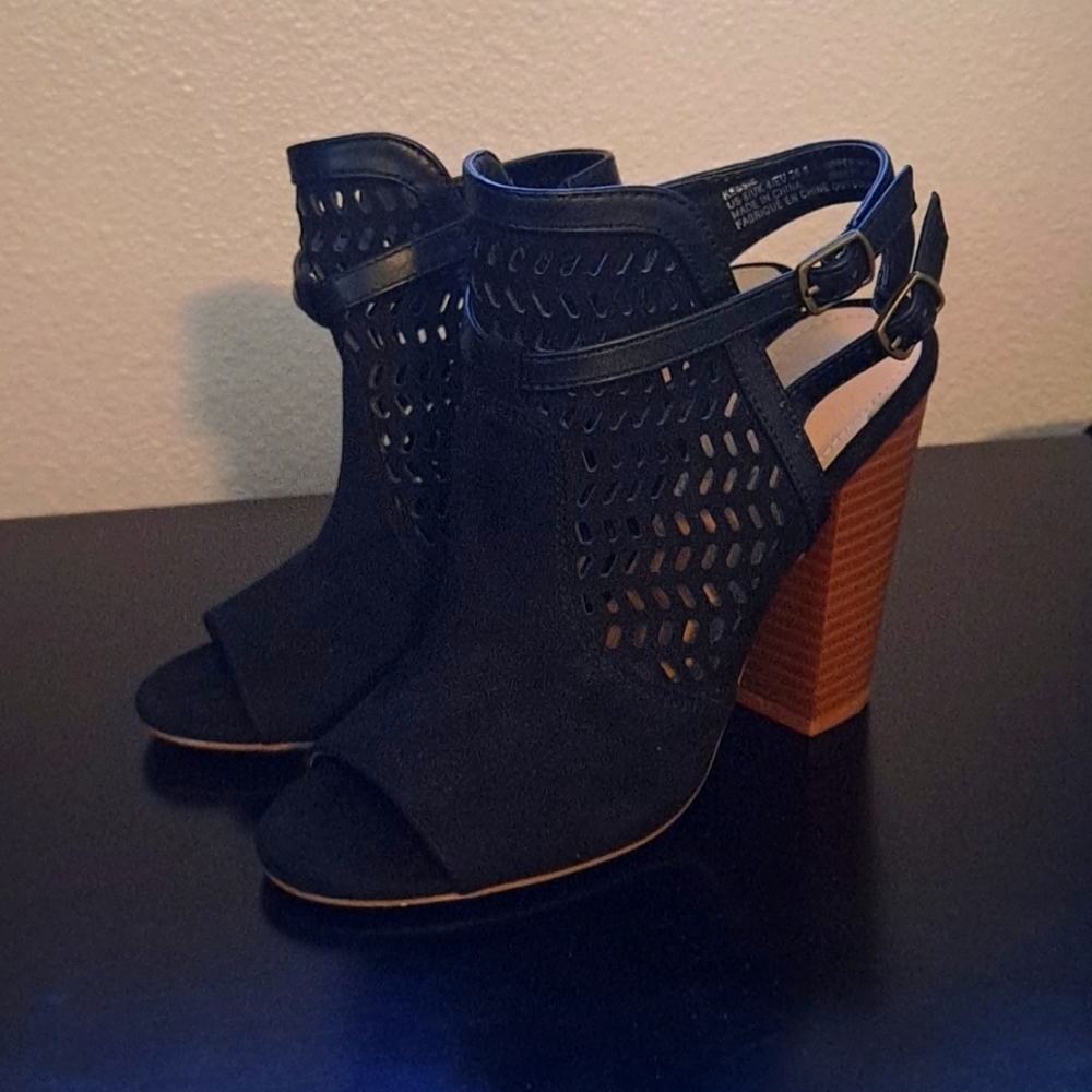 Brand new black open toed booties